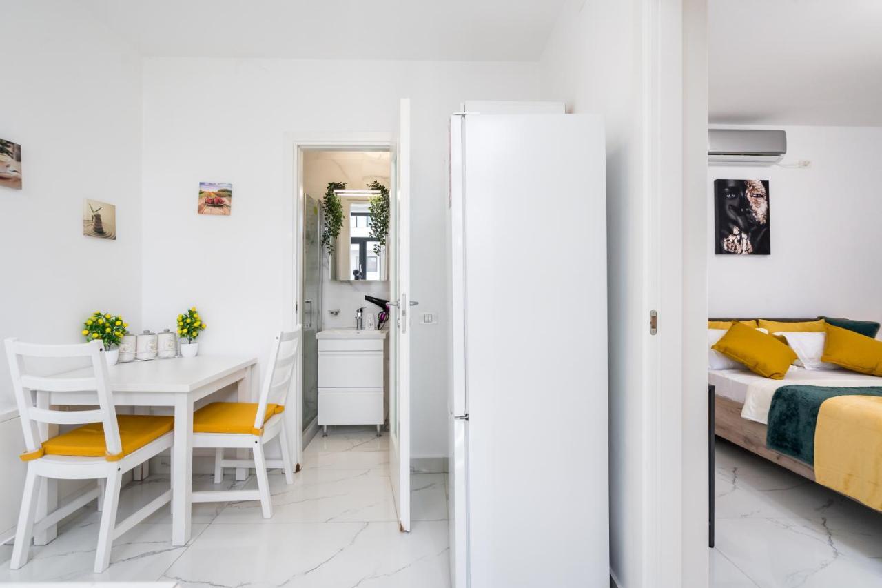 Monza Apartment-Ultracentral Bukurešť Exteriér fotografie